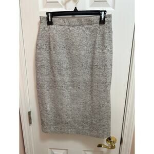 Anya Skirt Size 12 cream and black pattern